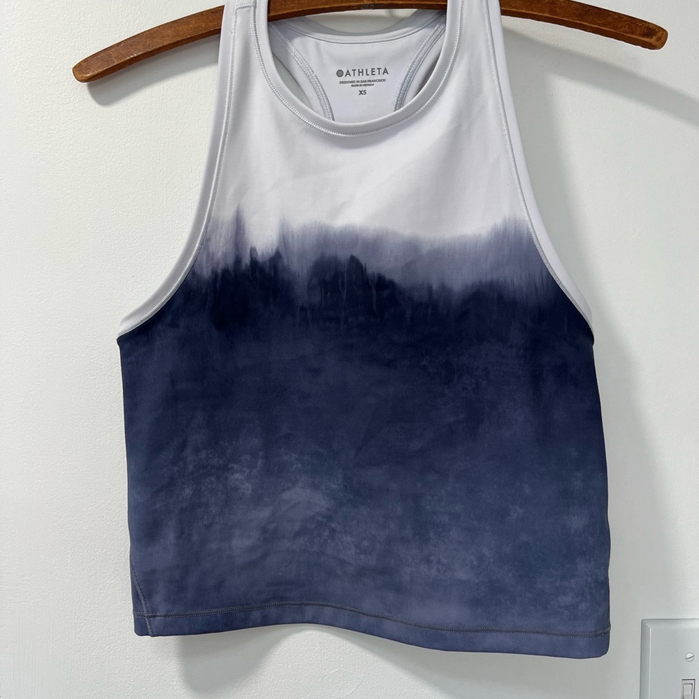 Women’s Athleta XS Shanti Watercolor Stripe Crop Tank Tie Dye Blue/White Ombre